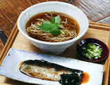 東京・世田谷 東白庵かりべ『にしんそば』4人前（特製つゆ、にしんの甘露煮、生十割そば) ※冷蔵の商品画像
